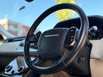 Used Land Rover Range Rover Velar 2019 for sale - 79117582: Photo