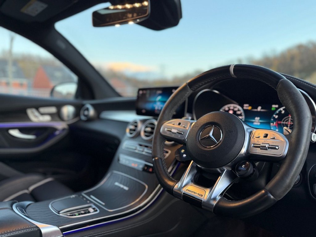 Used Mercedes-Benz GLC 2020 for sale - 76826515: Photo 2