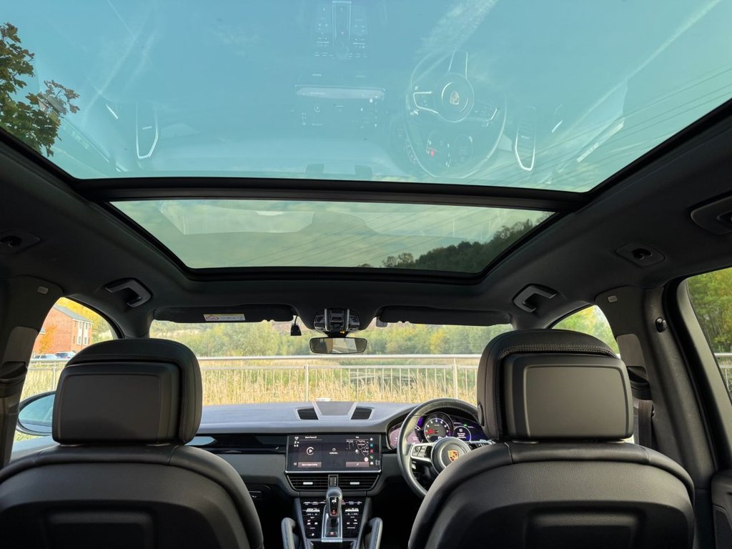 Used Porsche Cayenne 2022 for sale - 76670676: Photo 12