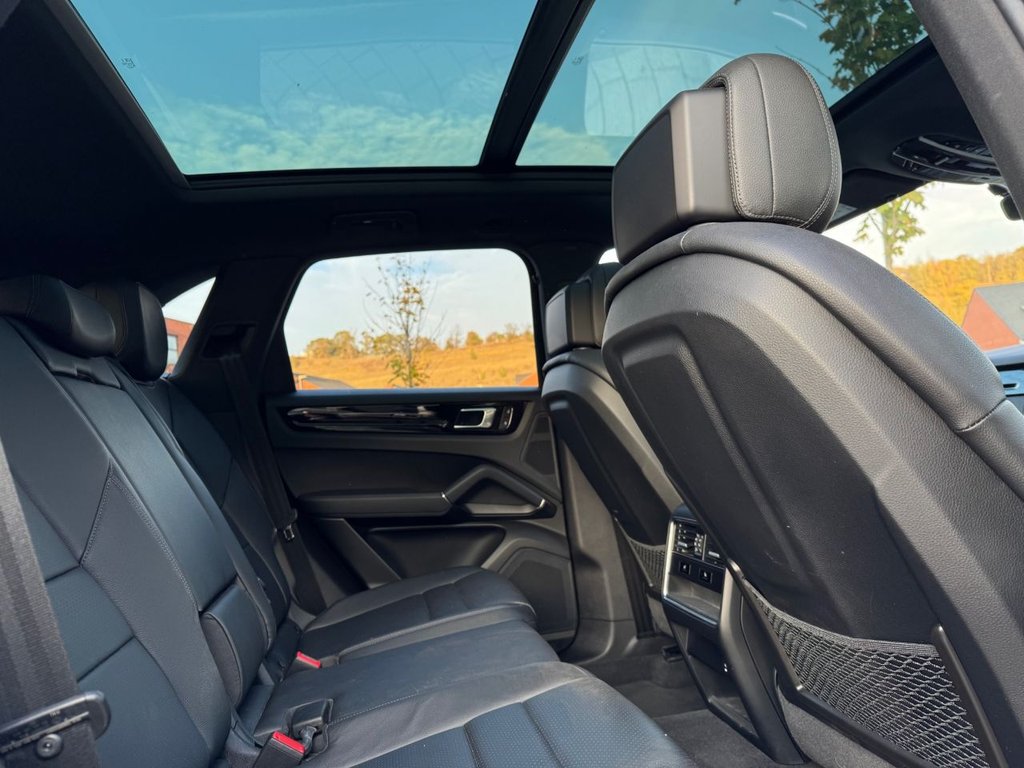 Used Porsche Cayenne 2022 for sale - 76670676: Photo 14