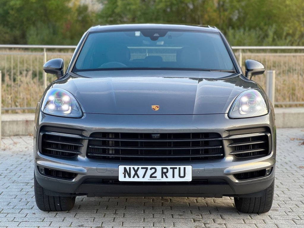 Used Porsche Cayenne 2022 for sale - 76670676: Photo 2
