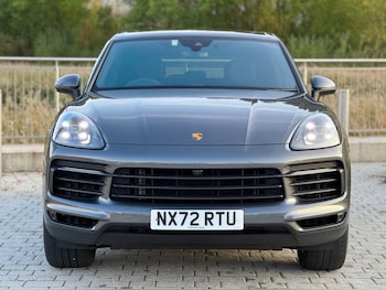 Used Porsche Cayenne 2022 for sale - 76670676: Photo