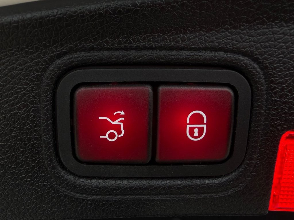 Used Mercedes-Benz C Class 2018 for sale - 77884999: Photo 33