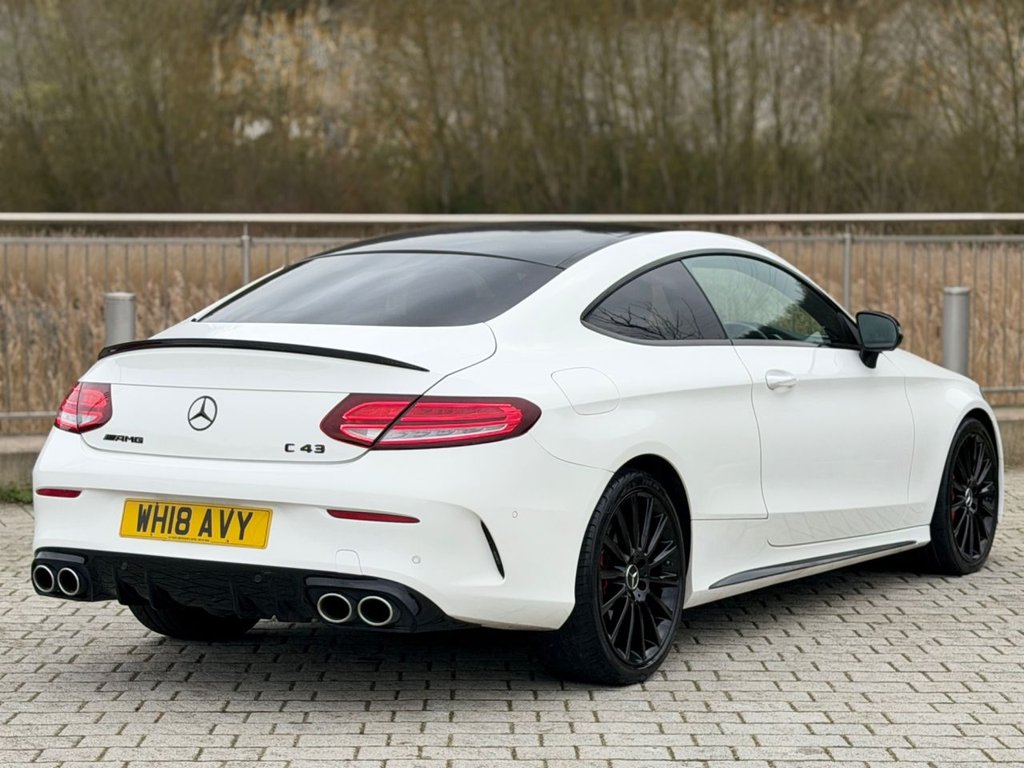 Used Mercedes-Benz C Class 2018 for sale - 77884999: Photo 5