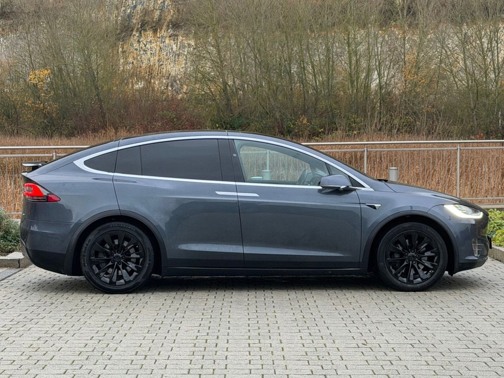Used Tesla Model X 2019 for sale - 76856345: Photo 10