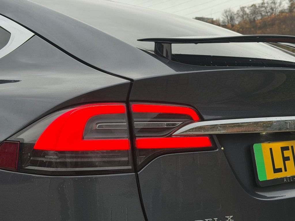 Used Tesla Model X 2019 for sale - 76856345: Photo 12