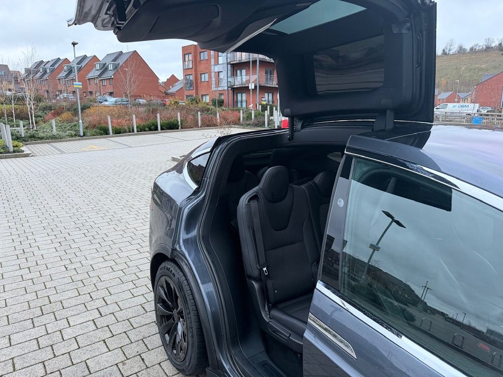 Used Tesla Model X 2019 for sale - 76856345: Photo 21