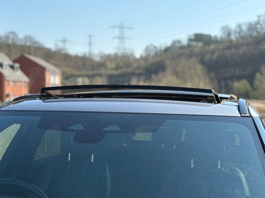 Used Land Rover Range Rover Velar 2021 for sale - 77967349: Photo 28