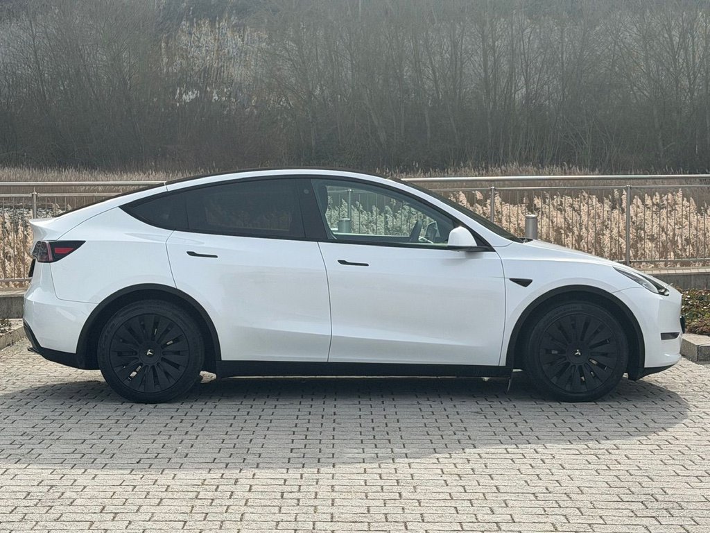 Used Tesla Model Y 2022 for sale - 77594543: Photo 4