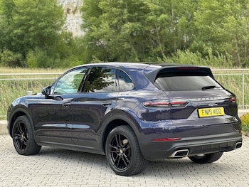 Used Porsche Cayenne 2019 for sale - 75275906: Photo