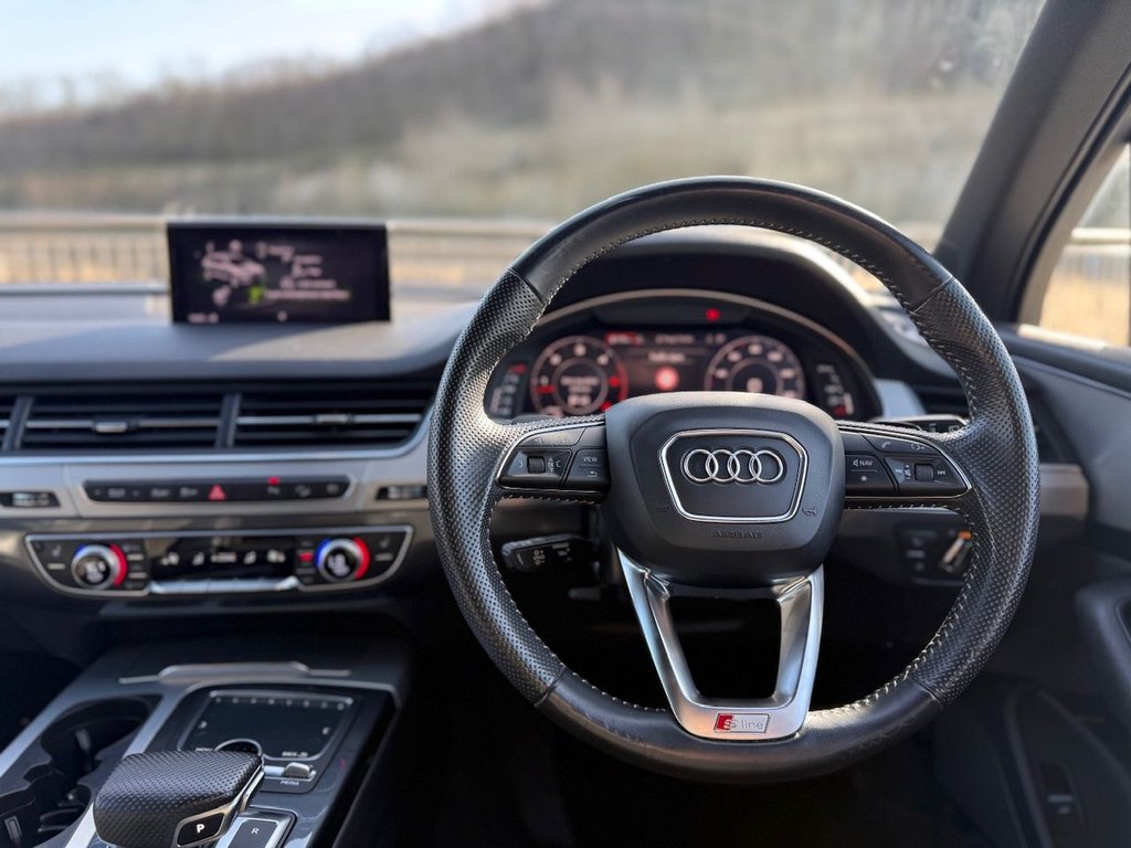 Used Audi Q7 2017 for sale - 77667766: Photo 12