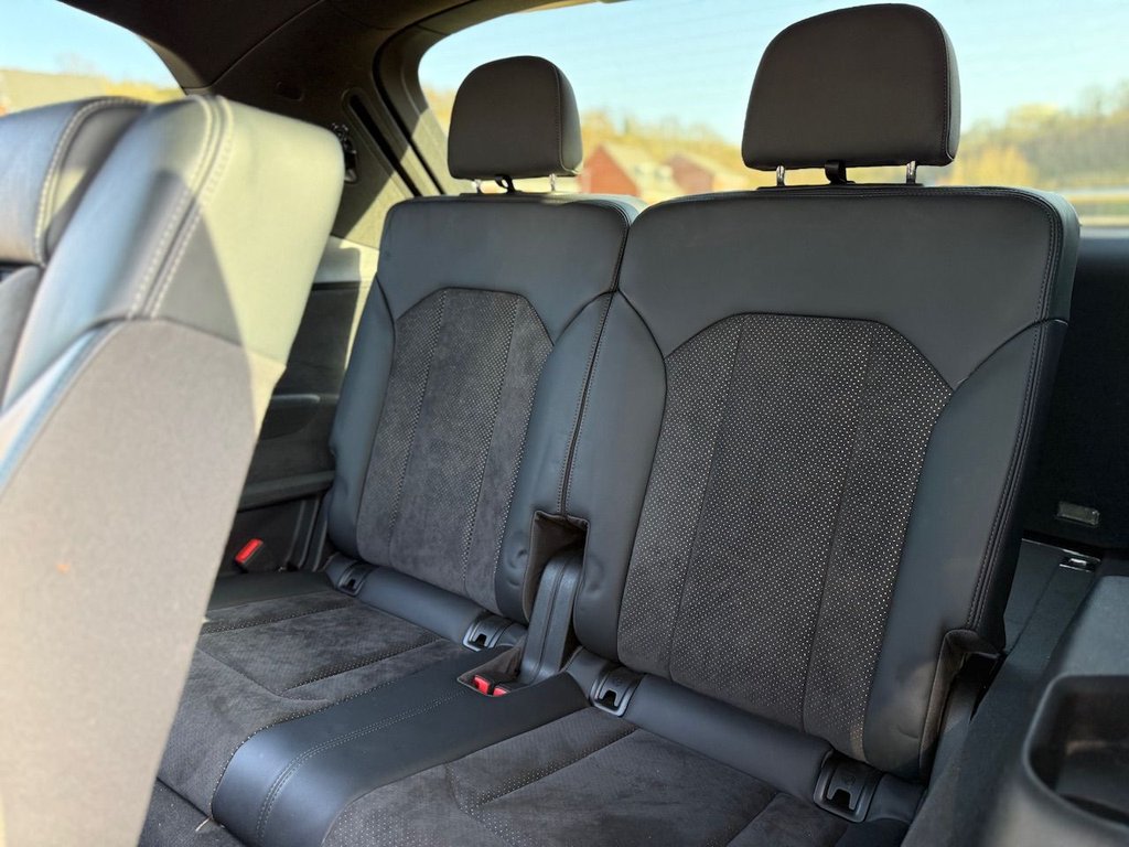 Used Audi Q7 2017 for sale - 77667766: Photo 22