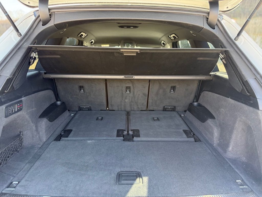 Used Audi Q7 2017 for sale - 77667766: Photo 28