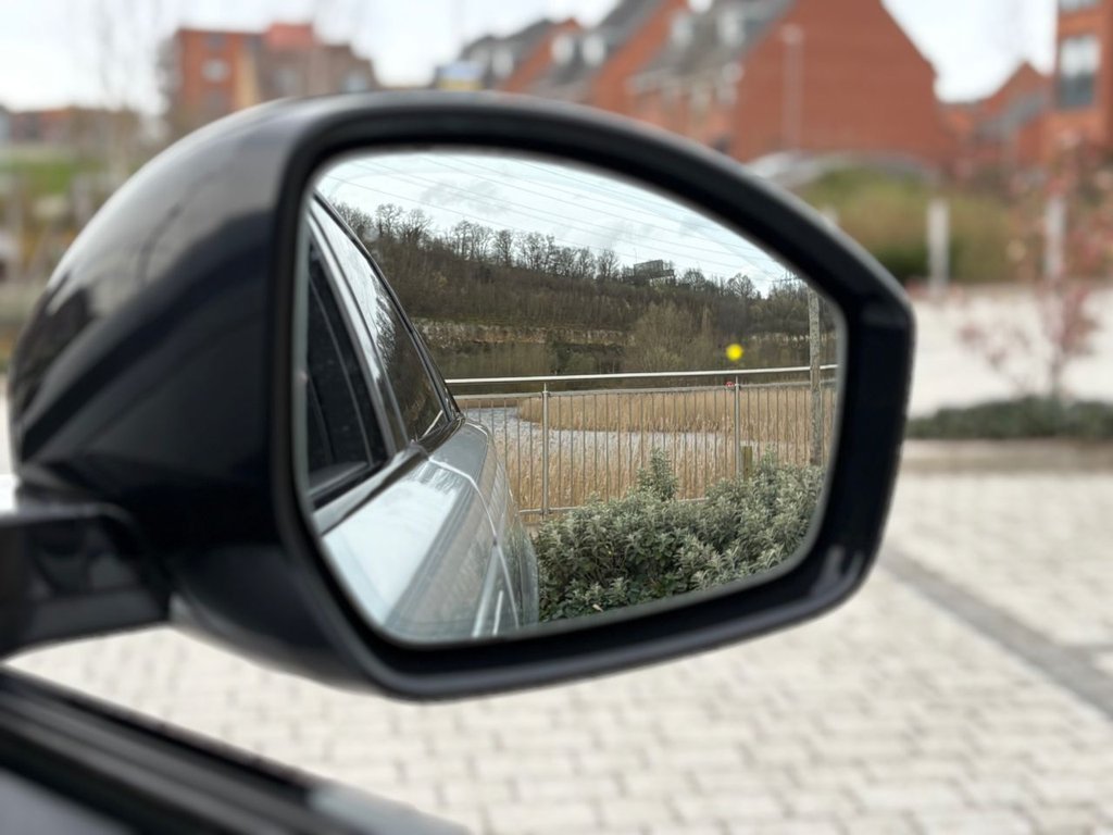 Used Land Rover Range Rover Velar 2021 for sale - 77885066: Photo 30