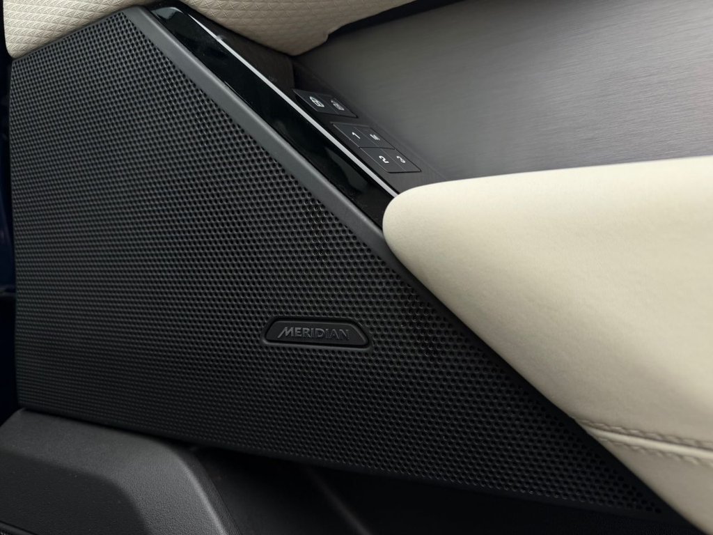 Used Land Rover Range Rover Velar 2022 for sale - 77765495: Photo 25