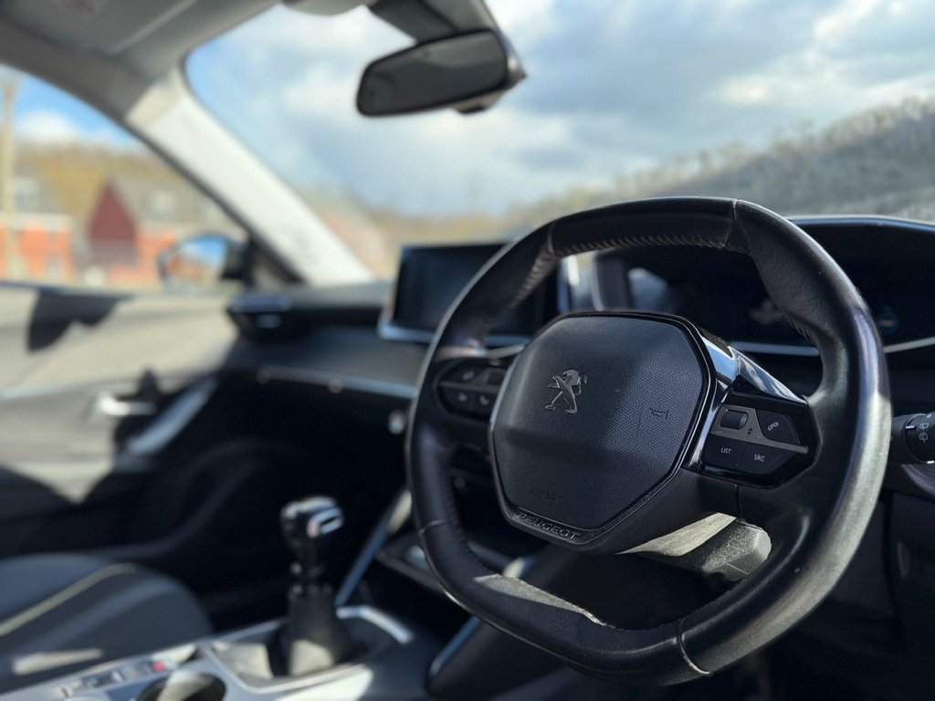 Used Peugeot 2008 2020 for sale - 77897531: Photo 2