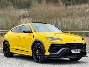 Used Lamborghini Urus 2020 for sale - 78102790: Photo