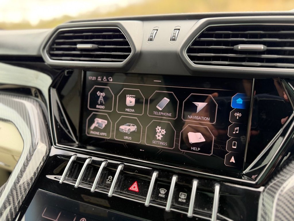 Used Lamborghini Urus 2020 for sale - 78102790: Photo 21