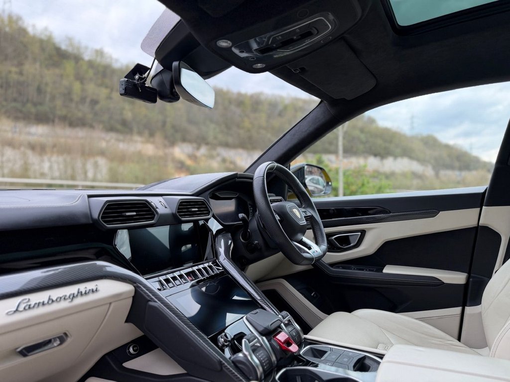 Used Lamborghini Urus 2020 for sale - 78102790: Photo 23