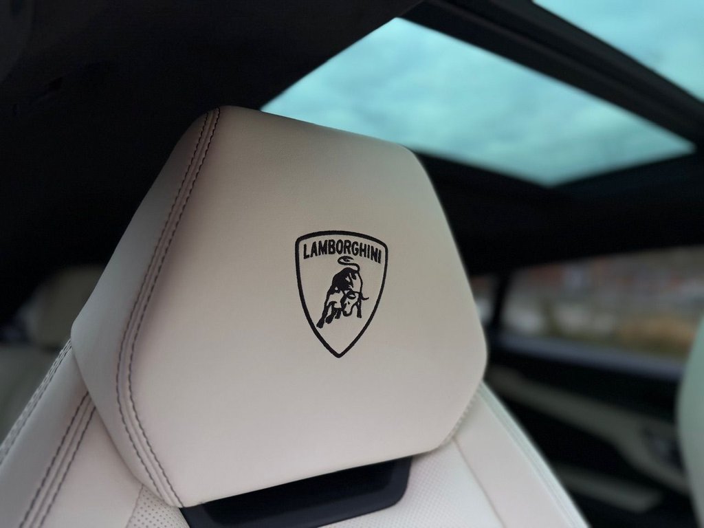 Used Lamborghini Urus 2020 for sale - 78102790: Photo 32