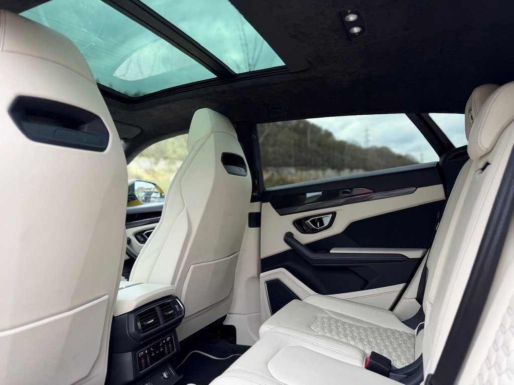 Used Lamborghini Urus 2020 for sale - 78102790: Photo 41