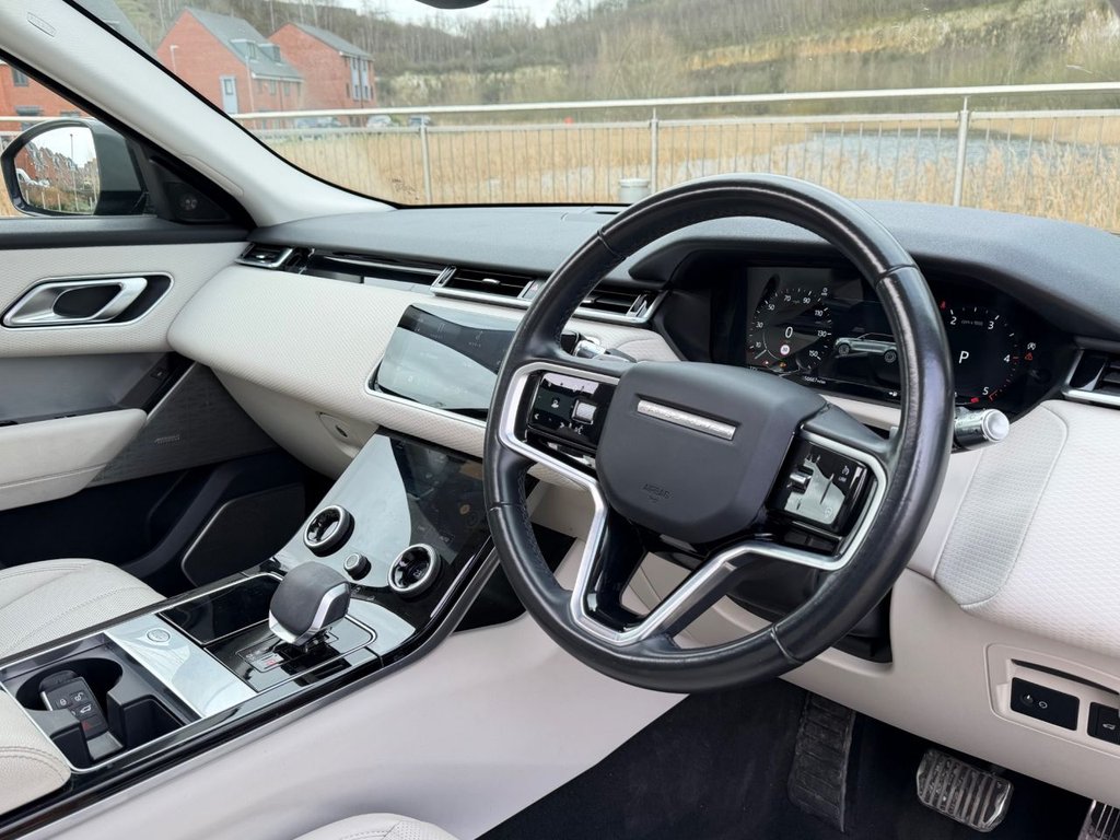 Used Land Rover Range Rover Velar 2021 for sale - 77593812: Photo 2