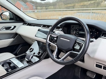 Used Land Rover Range Rover Velar 2021 for sale - 77593812: Photo