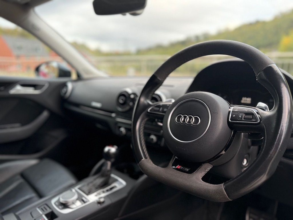 Used Audi RS3 2016 for sale - 76216826: Photo 2