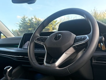 Used Volkswagen Golf 2020 for sale - 79610740: Photo