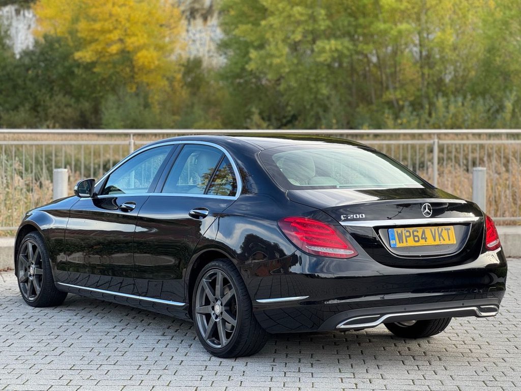 Used Mercedes-Benz C Class 2014 for sale - 76350541: Photo 3