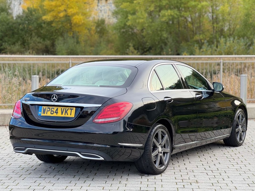 Used Mercedes-Benz C Class 2014 for sale - 76350541: Photo 8