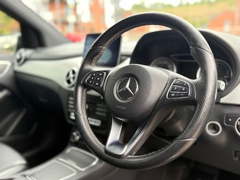 Used Mercedes-Benz B Class 2017 for sale - 78737898: Photo