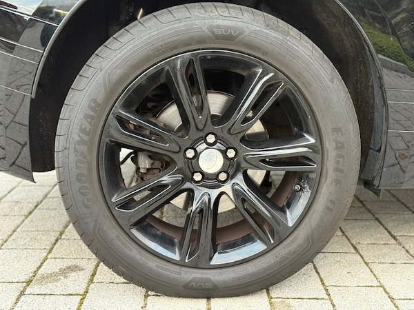Used Land Rover Range Rover Velar 2019 for sale - 76216859: Photo 32