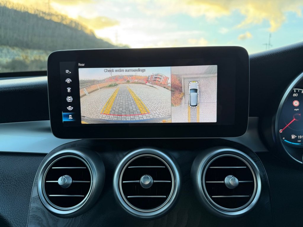 Used Mercedes-Benz GLC 2020 for sale - 77360163: Photo 11