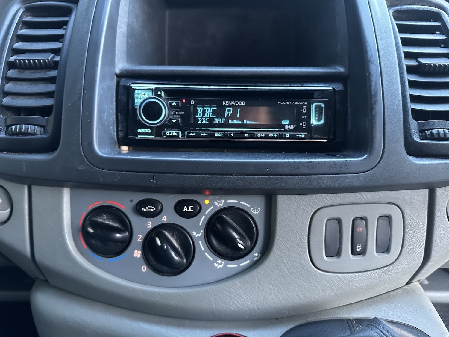 Used Vauxhall Vivaro 2012 for sale - 77453349: Photo 11