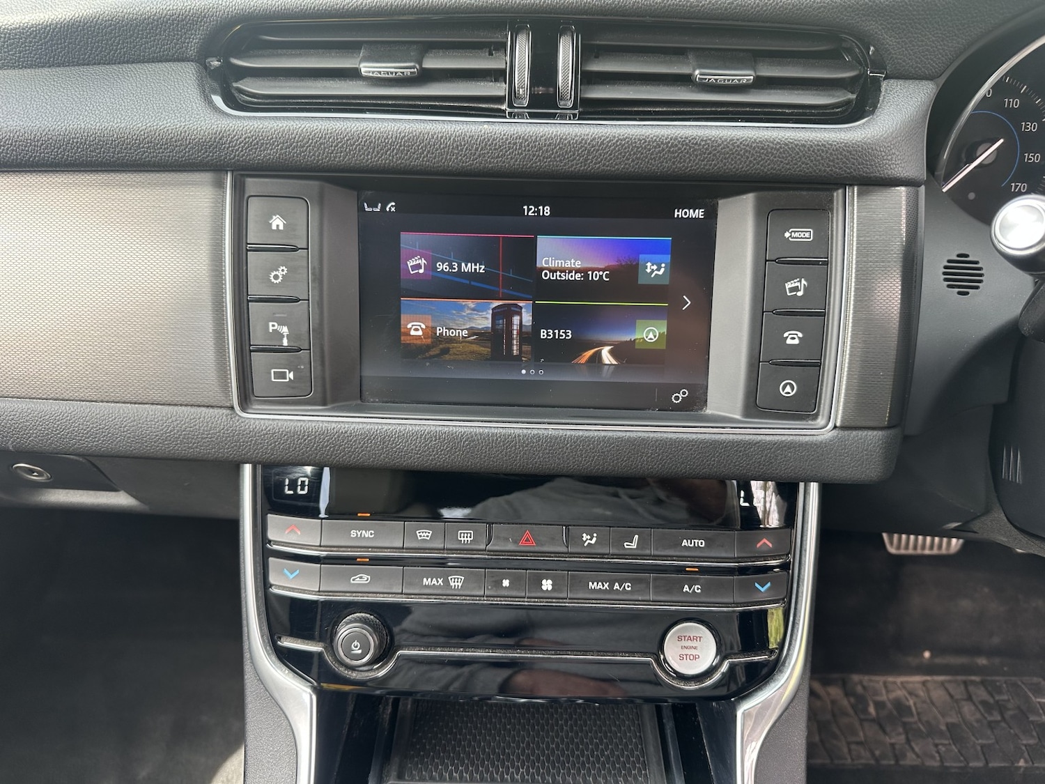 Used Jaguar XF 2016 for sale - 78201961: Photo 12