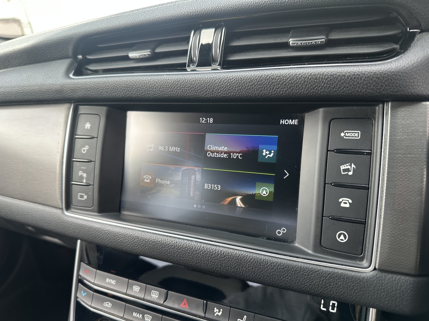 Used Jaguar XF 2016 for sale - 78201961: Photo 13