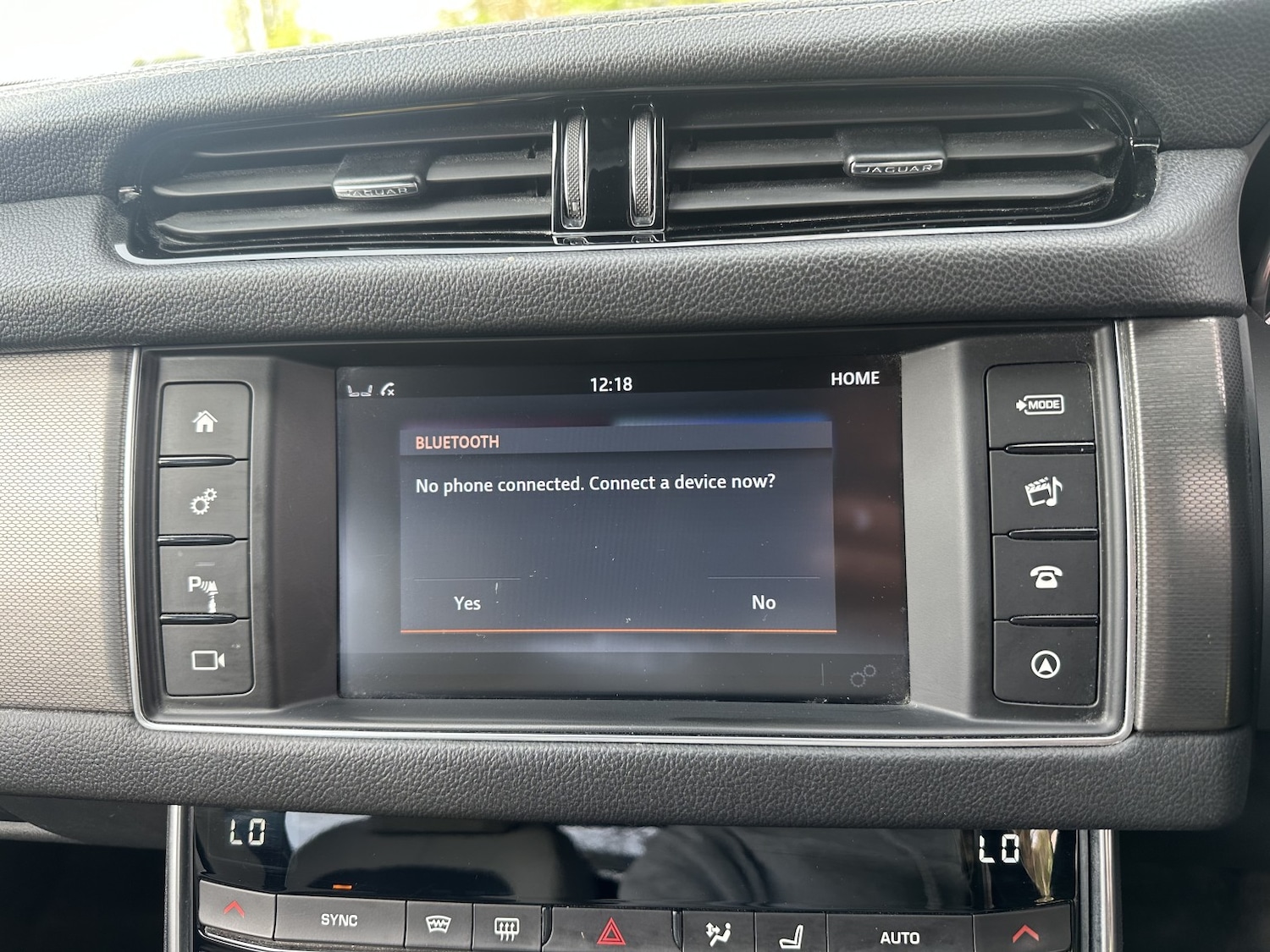 Used Jaguar XF 2016 for sale - 78201961: Photo 15