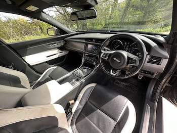 Used Jaguar XF 2016 for sale - 78201961: Photo