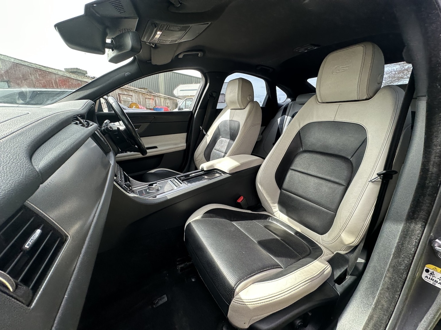 Used Jaguar XF 2016 for sale - 78201961: Photo 8
