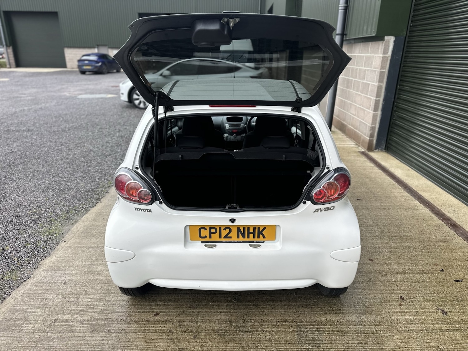 Used Toyota AYGO 2012 for sale - 77310679: Photo 27