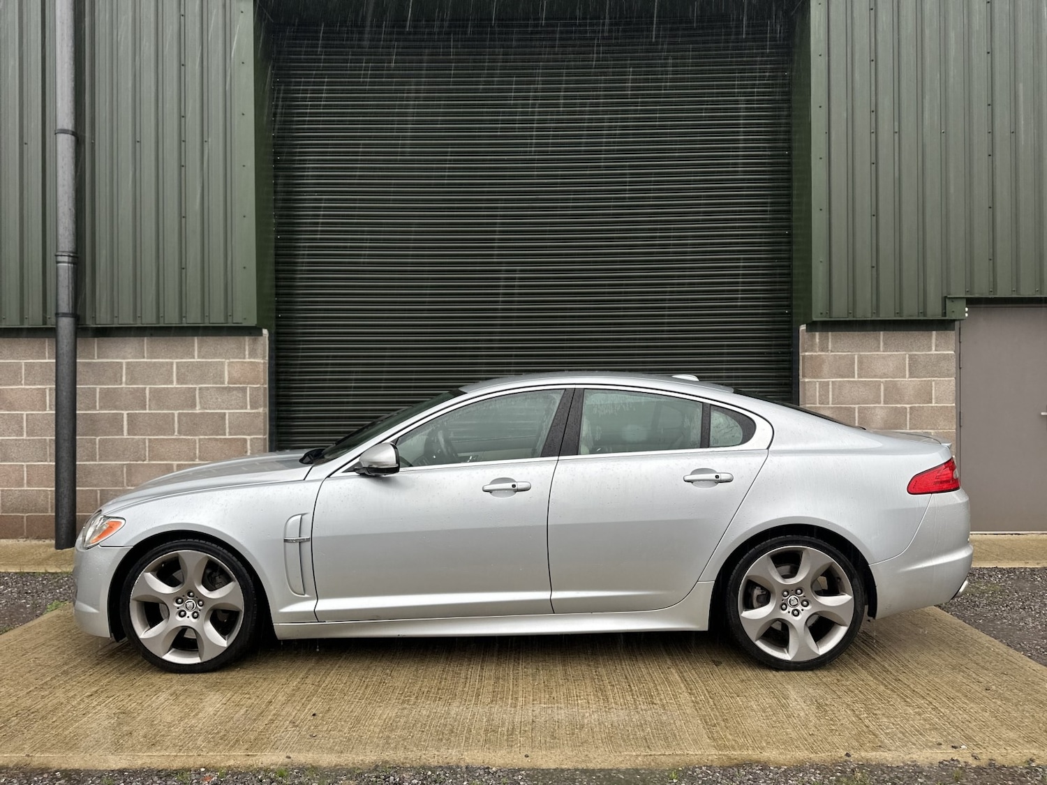 Used Jaguar XF 2010 for sale - 76769809: Photo 33