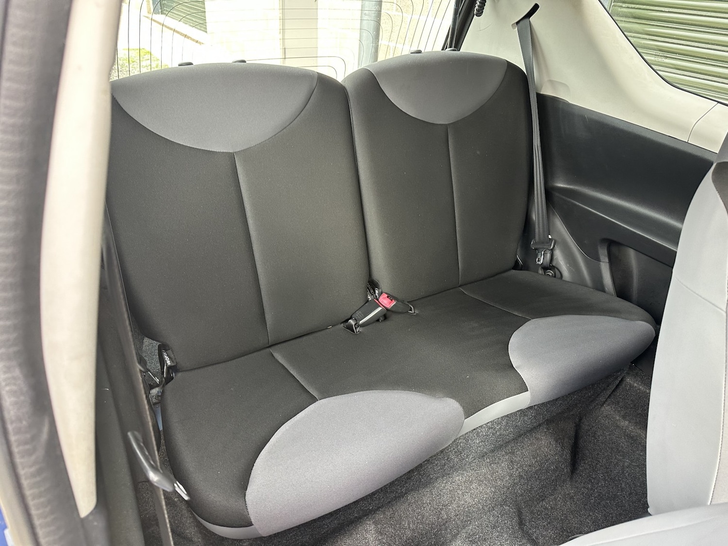 Used Peugeot 107 2014 for sale - 76316408: Photo 9