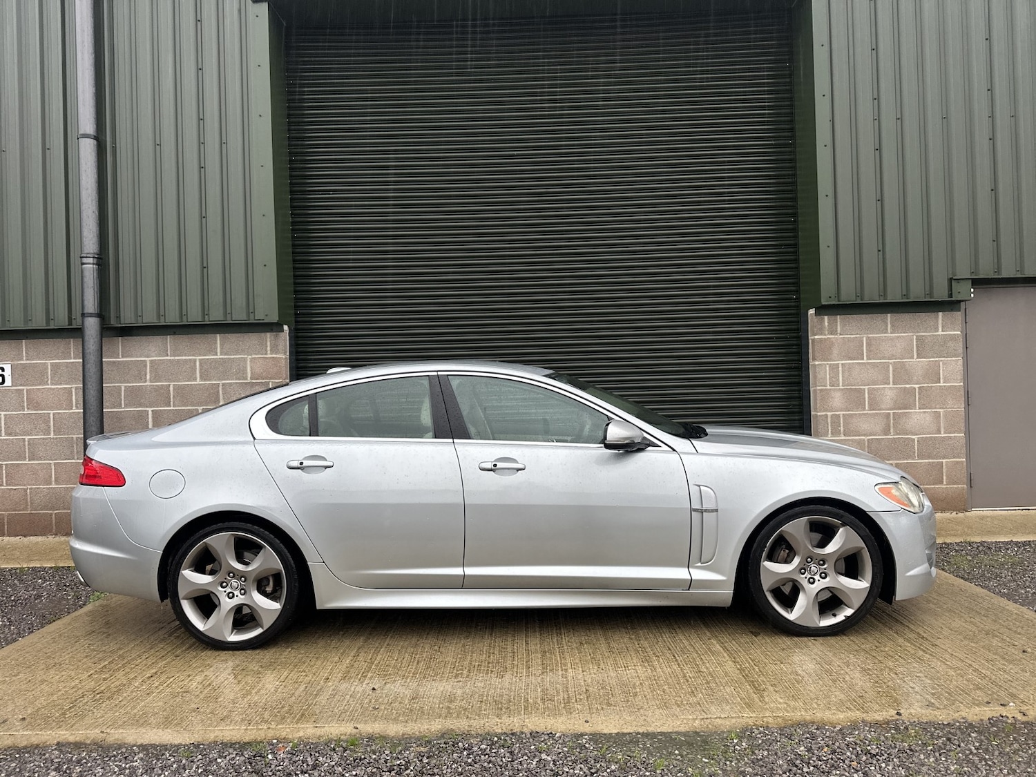 Used Jaguar XF 2010 for sale - 76588451: Photo 26