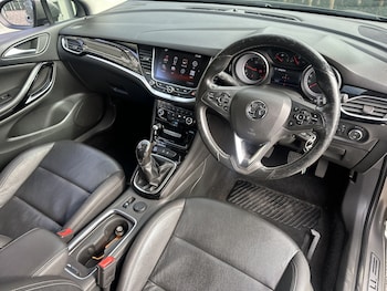Used Vauxhall Astra 2017 for sale - 76075973: Photo
