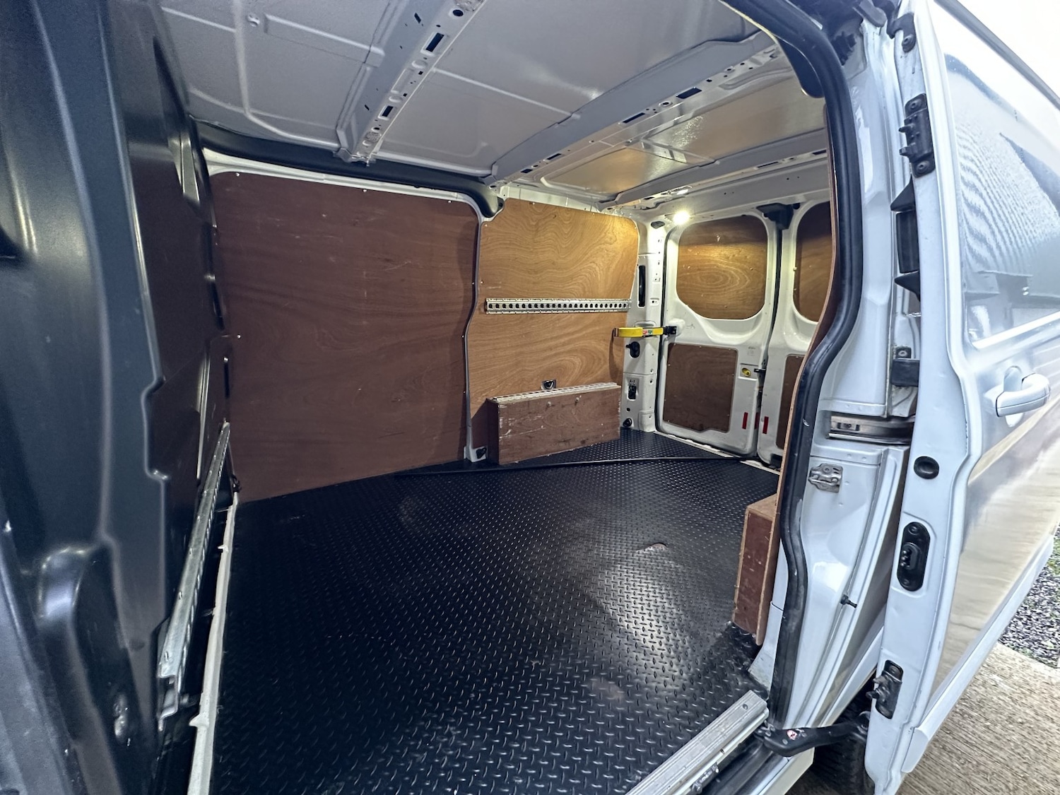 Used Ford Transit Custom 2016 for sale - 76935277: Photo 24