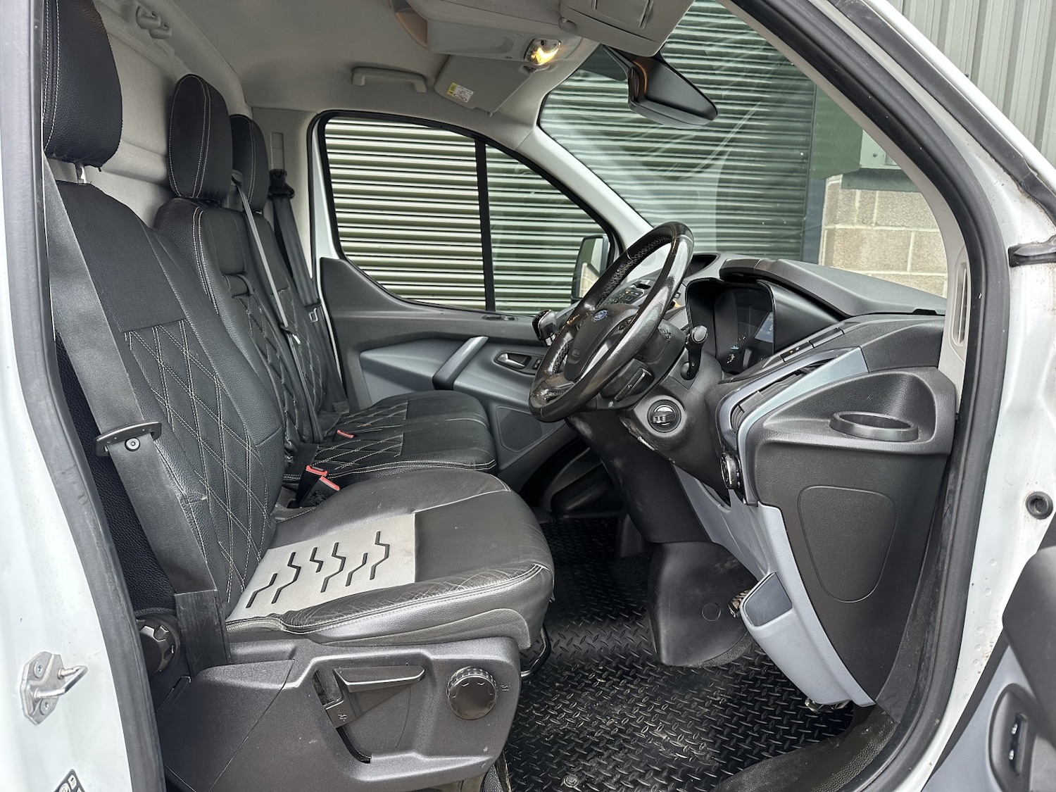Used Ford Transit Custom 2016 for sale - 76935277: Photo 4
