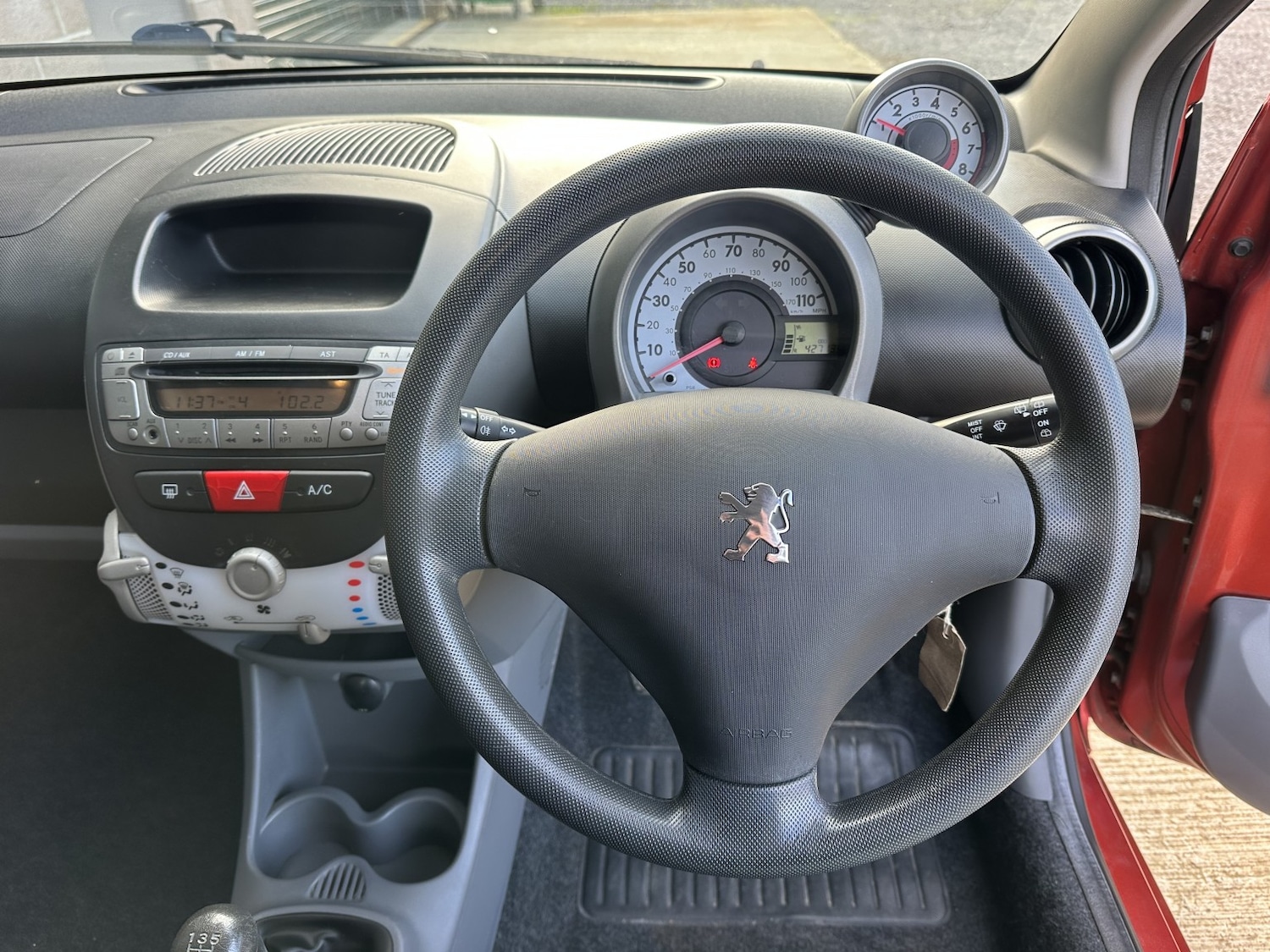 Used Peugeot 107 2009 for sale - 76637452: Photo 10