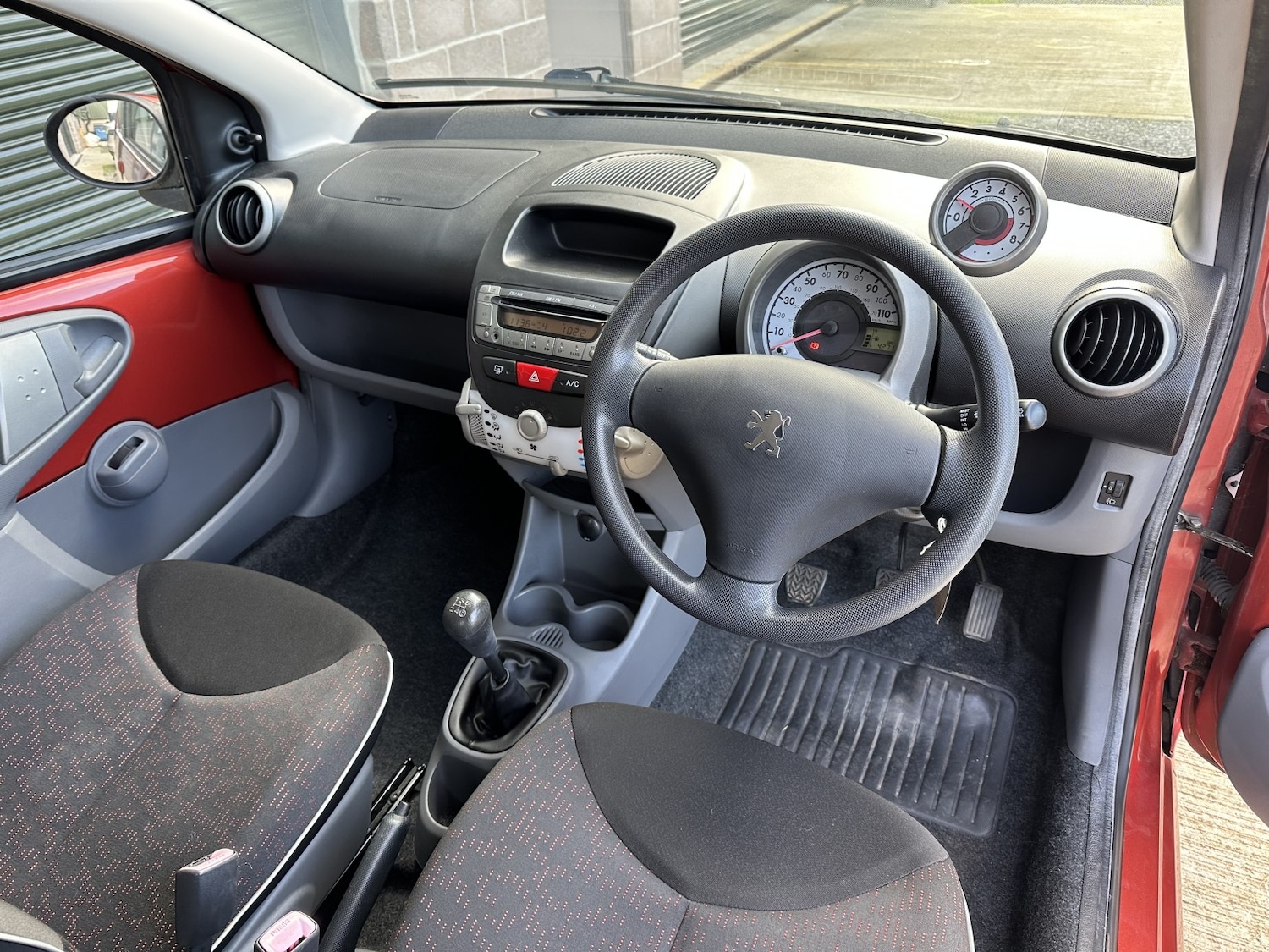 Used Peugeot 107 2009 for sale - 76637452: Photo 3