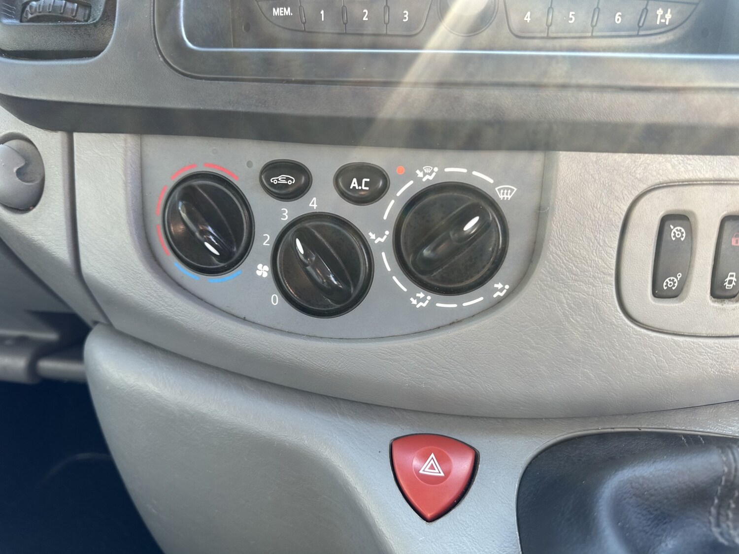 Used Renault Trafic 2014 for sale - 77953959: Photo 12